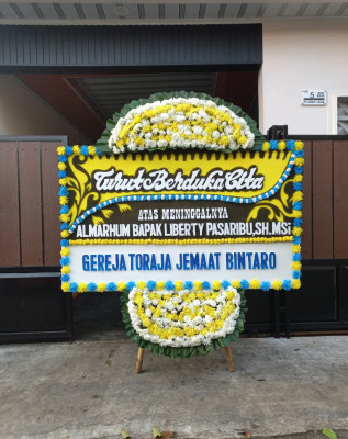 Papan Bunga Duka di Lembang Jaya
