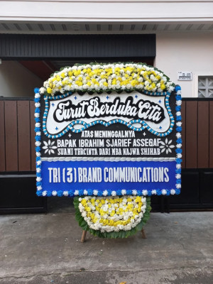 Papan Bunga Duka di Lembang Jaya